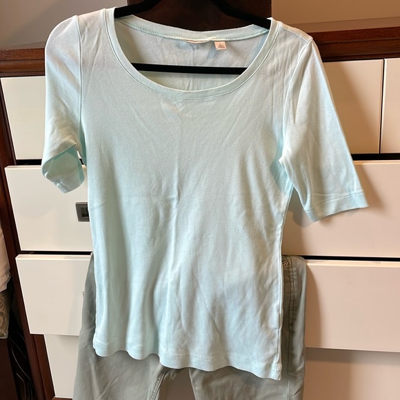 HALOGEN Mint Green Scoop neck T Shirt. - Picture 3 of 5